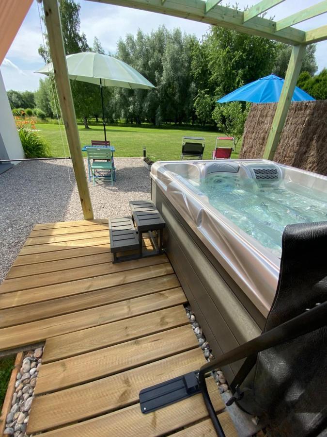 Gite Du Vieux Saule 1 Gite Avec Spa Privatif Pour 2 Personnes 1 Suite Familiale Sans Spa Vieil-Hesdin Eksteriør billede