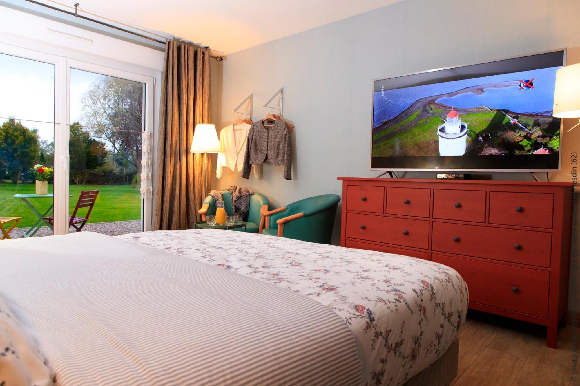 Gite Du Vieux Saule 1 Gite Avec Spa Privatif Pour 2 Personnes 1 Suite Familiale Sans Spa Vieil-Hesdin Eksteriør billede