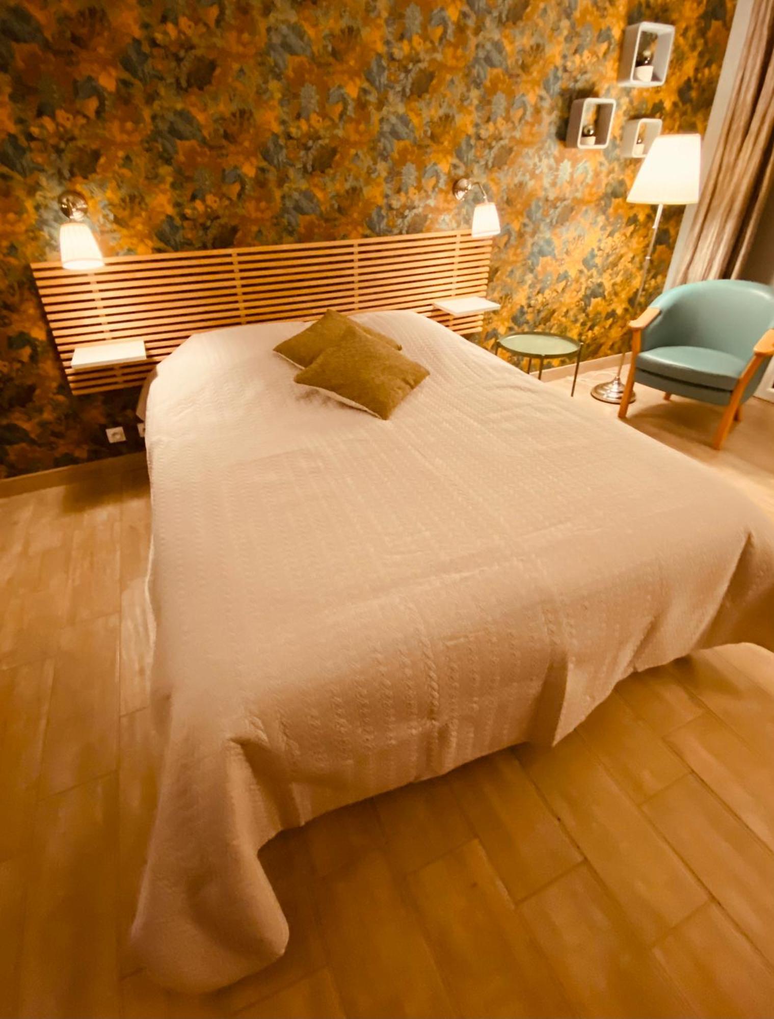 Gite Du Vieux Saule 1 Gite Avec Spa Privatif Pour 2 Personnes 1 Suite Familiale Sans Spa Vieil-Hesdin Eksteriør billede